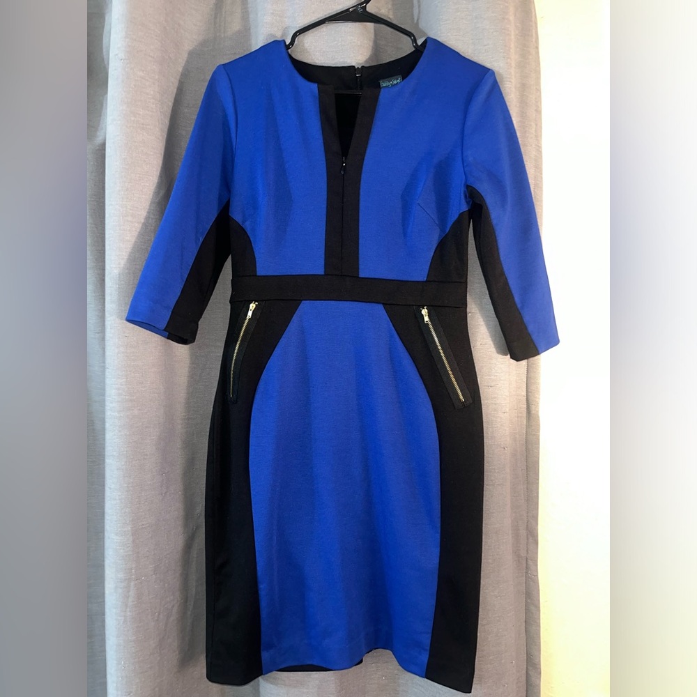 Gabby Skye Blue and Black Dress V-Neck 3/4 Sleeve